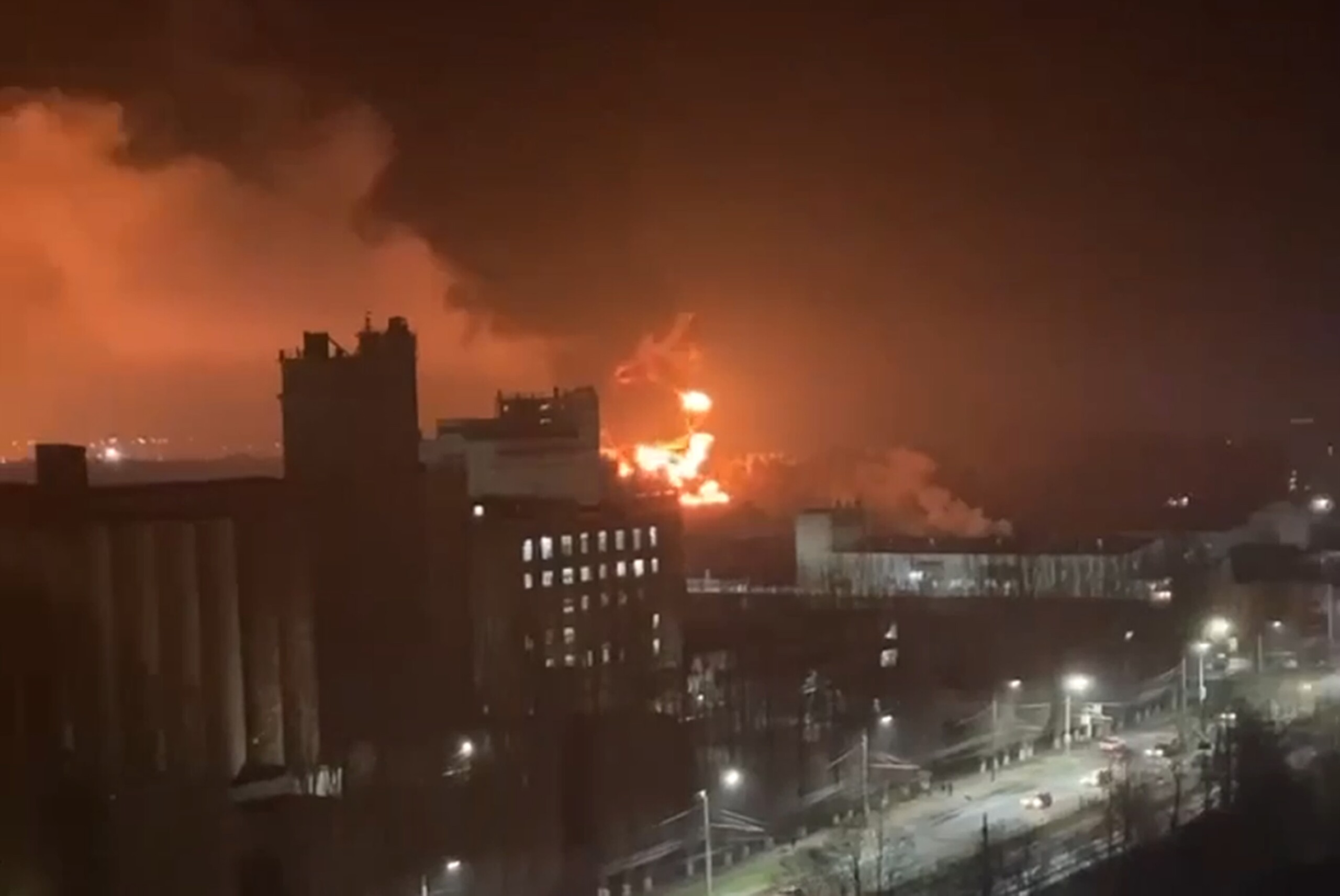 russia media reports 13 injured in ukrainian attack on the city of bryansk scaled