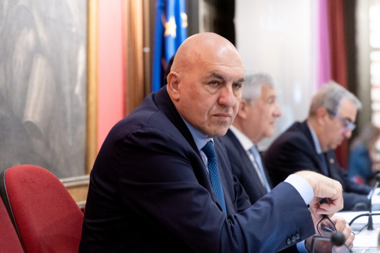 crosetto u s china synergy on hormuz could prompt russia to act