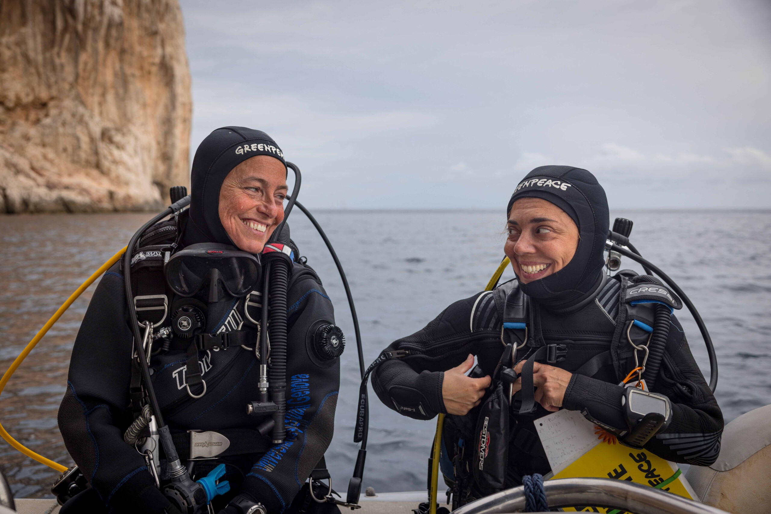 maldives diving operations have begun to recover the bodies of the four italian divers scaled