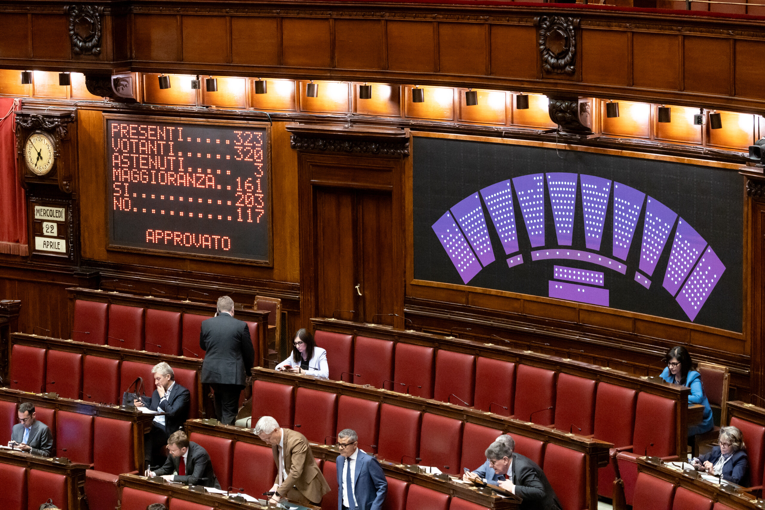 Tax Bill: House of Commons passes confidence vote with 169 in favour and 93 against 1 tax bill house of commons passes confidence vote with 169 in favour and 93 against scaled