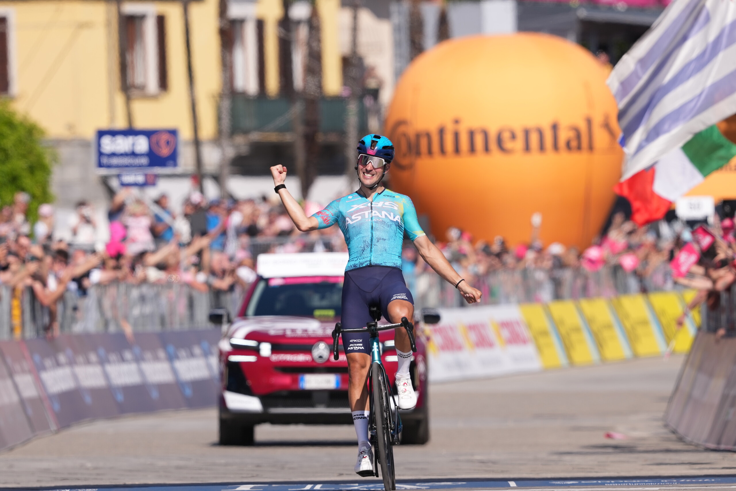 Giro d'Italia: Bettiol wins stage 13: third Italian victory 1 giro ditalia bettiol wins stage 13 third italian victory scaled