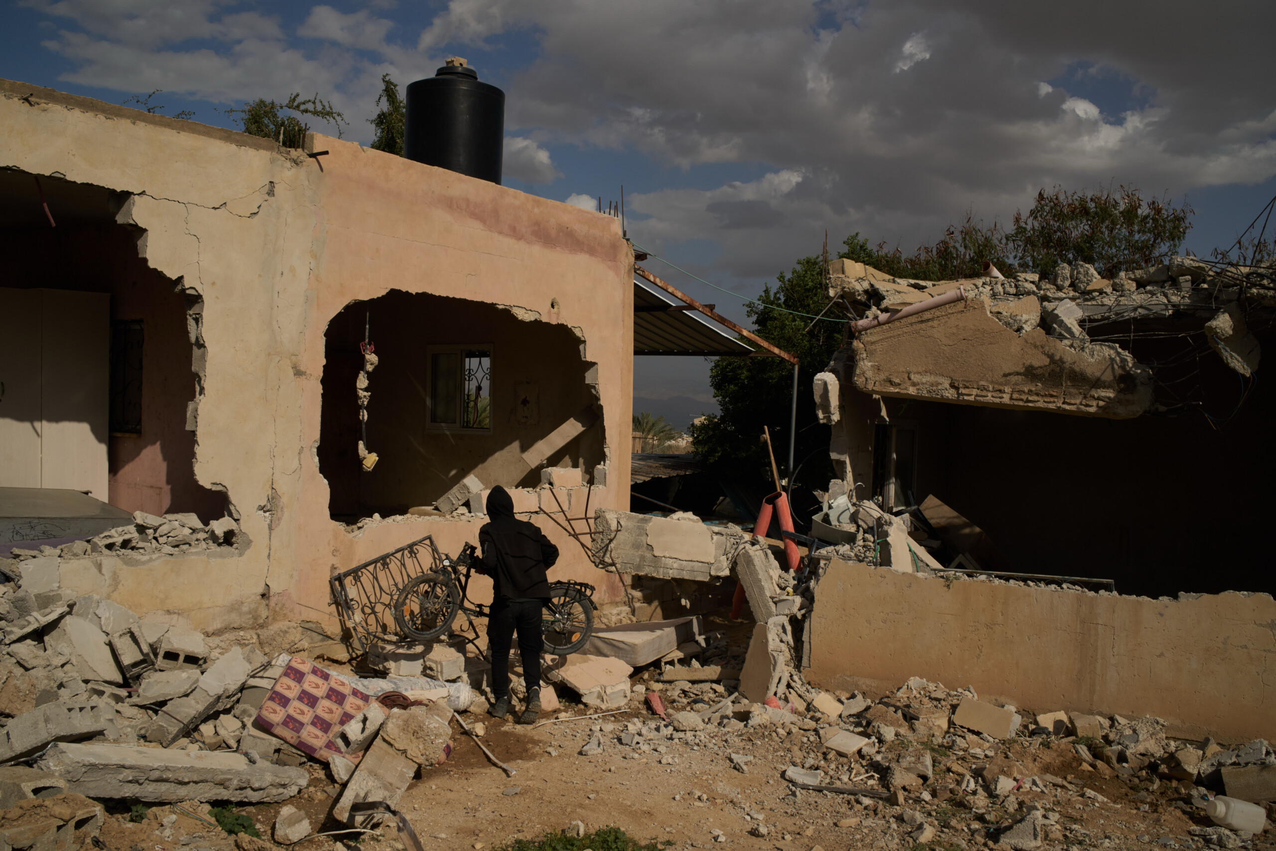 middle east italy uk france germany israel must halt settlement expansion scaled