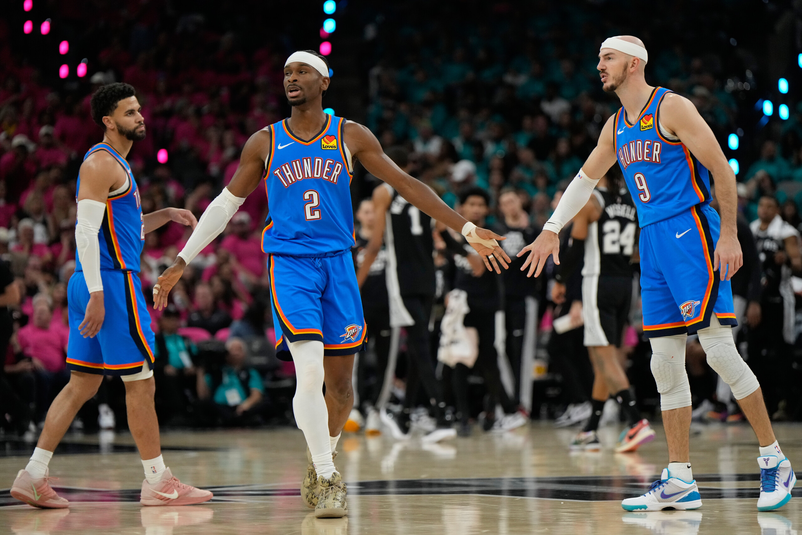 NBA: Oklahoma beat San Antonio in Game 3 to take the lead in the series 1 nba oklahoma beat san antonio in game 3 to take the lead in the series scaled