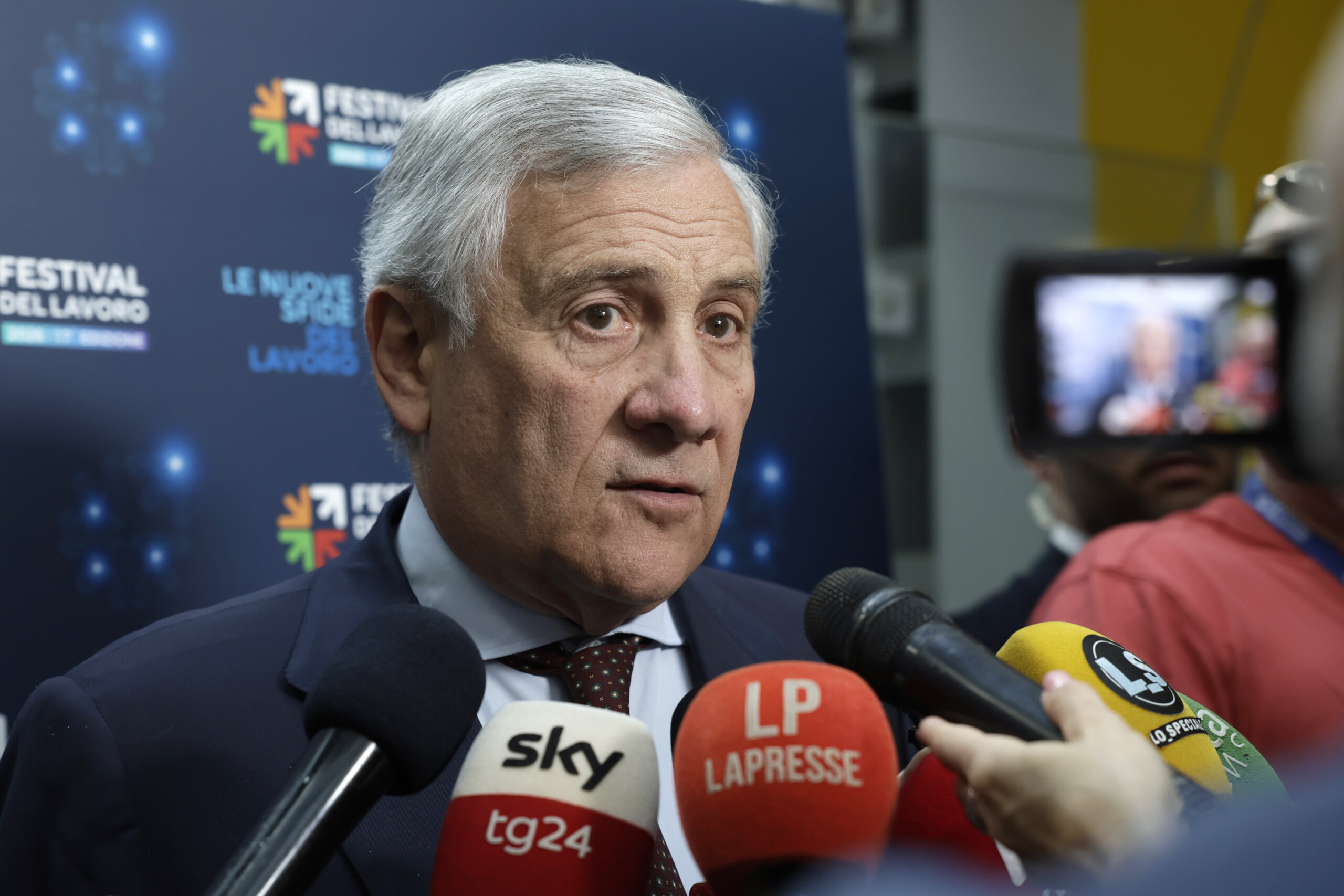 Maldives: Tajani thanks Finnish divers for recovering victims: ‘Deep gratitude’ 1 maldives tajani thanks finnish divers for recovering victims deep gratitude scaled