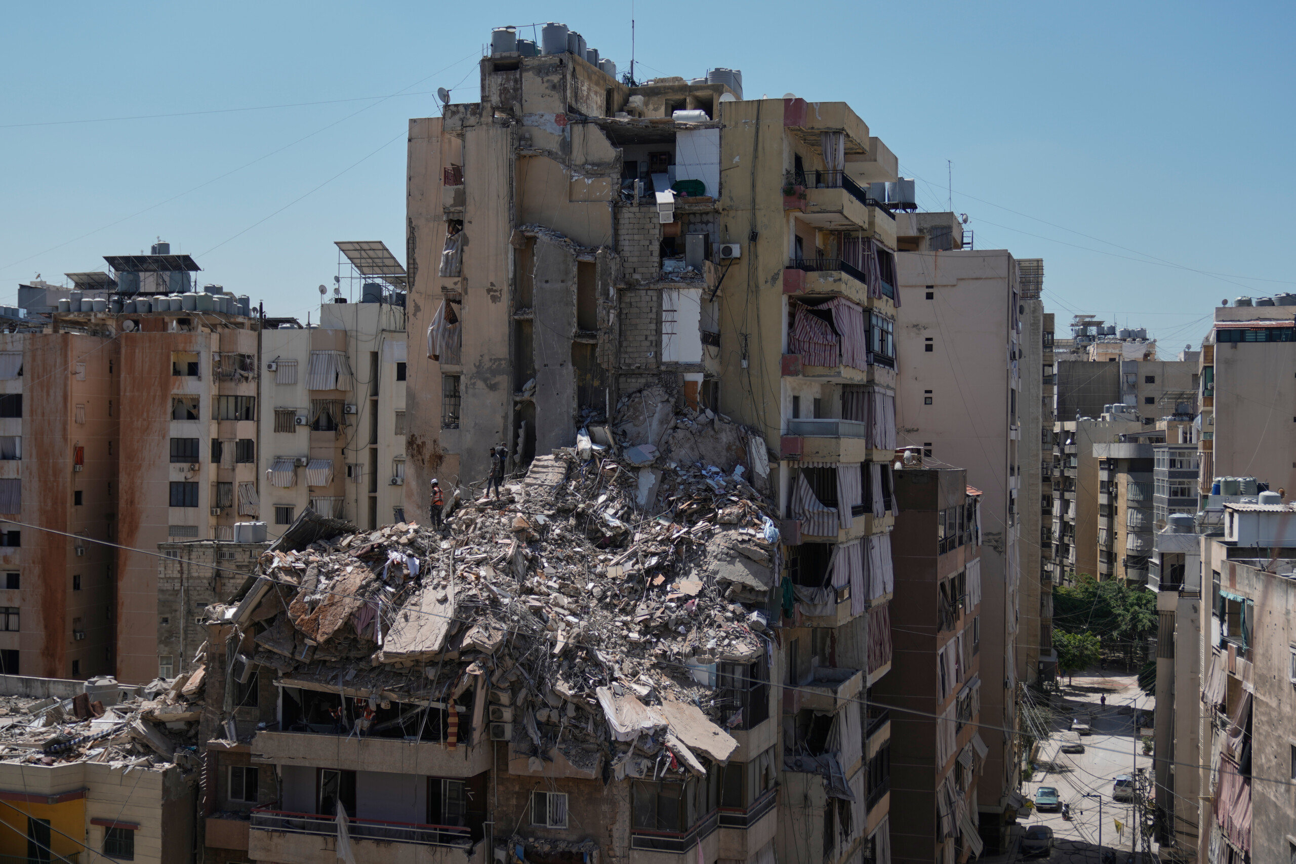 Lebanon: 28 killed in Israeli air strikes over the past 24 hours 1 lebanon 28 killed in israeli air strikes over the past 24 hours scaled