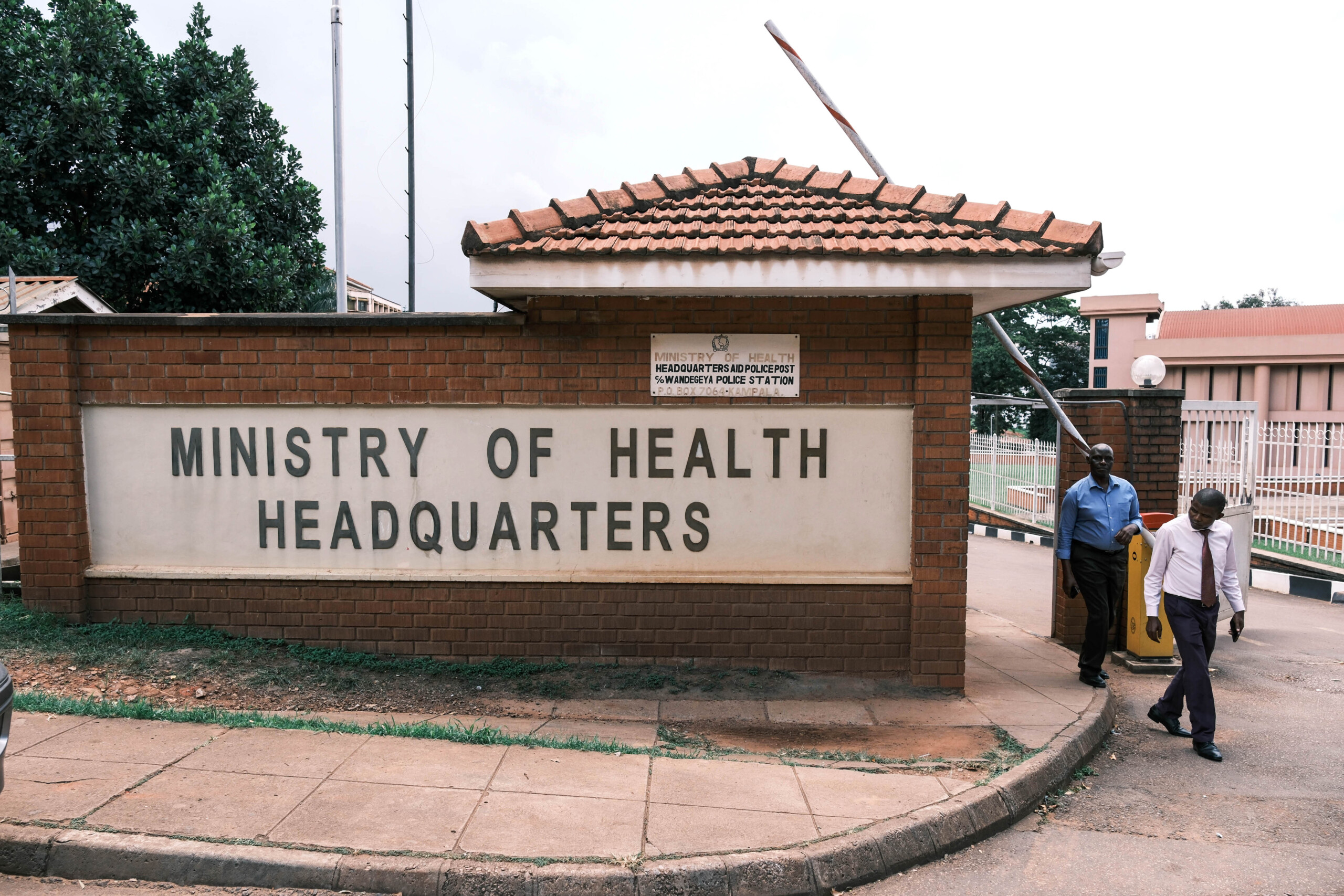 Ebola: Uganda closes border with Congo following surge in cases 1 ebola uganda closes border with congo following surge in cases scaled