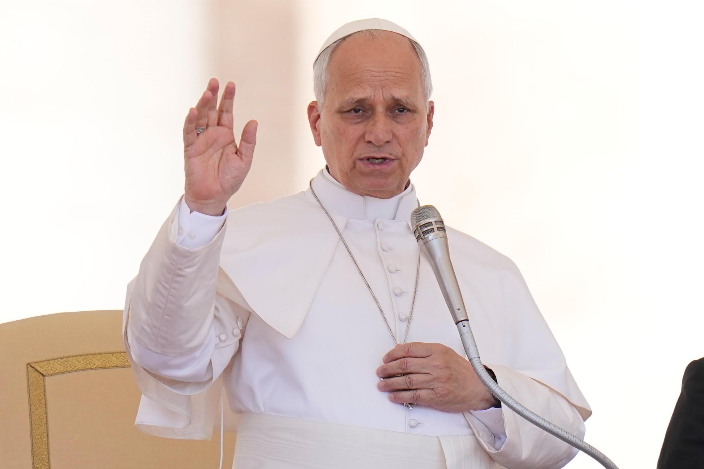 Pope: “War does not solve problems, where drones fall, hopes fall” 1 pope war does not solve problems where drones fall hopes fall