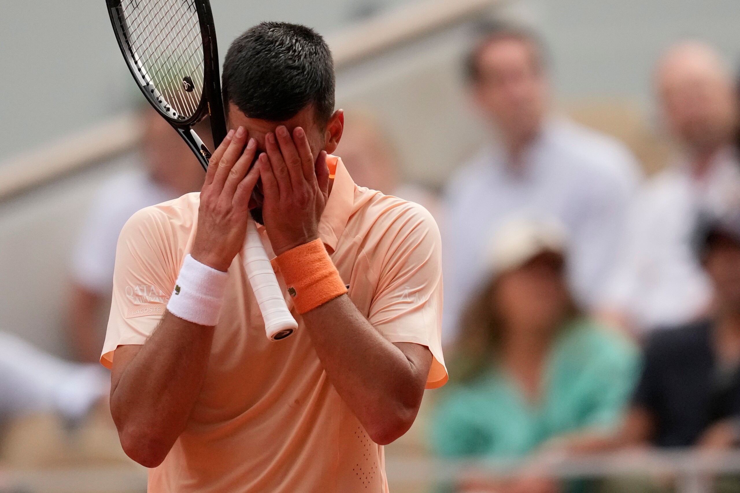 Roland Garros: Djokovic out, defeated by Fonseca in 5 sets 1 roland garros djokovic out defeated by fonseca in 5 sets scaled