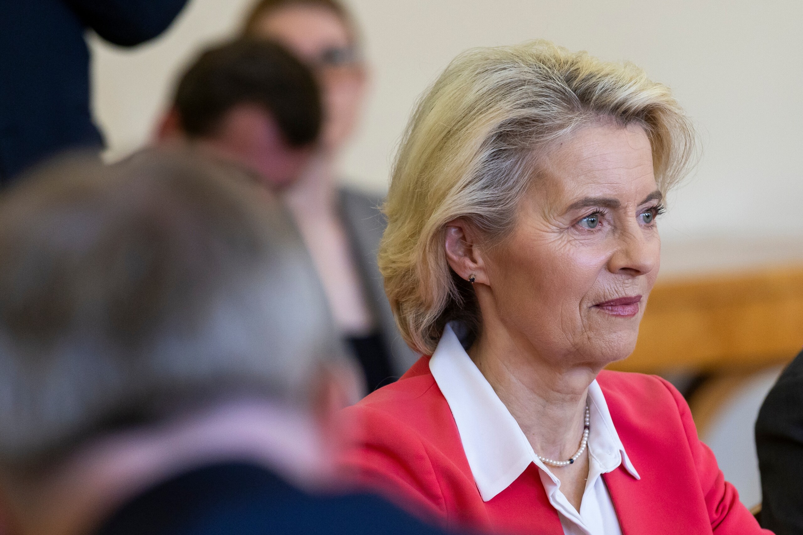 EU, media: Considering a price cap on Russian oil for Iran 1 eu media considering a price cap on russian oil for iran scaled