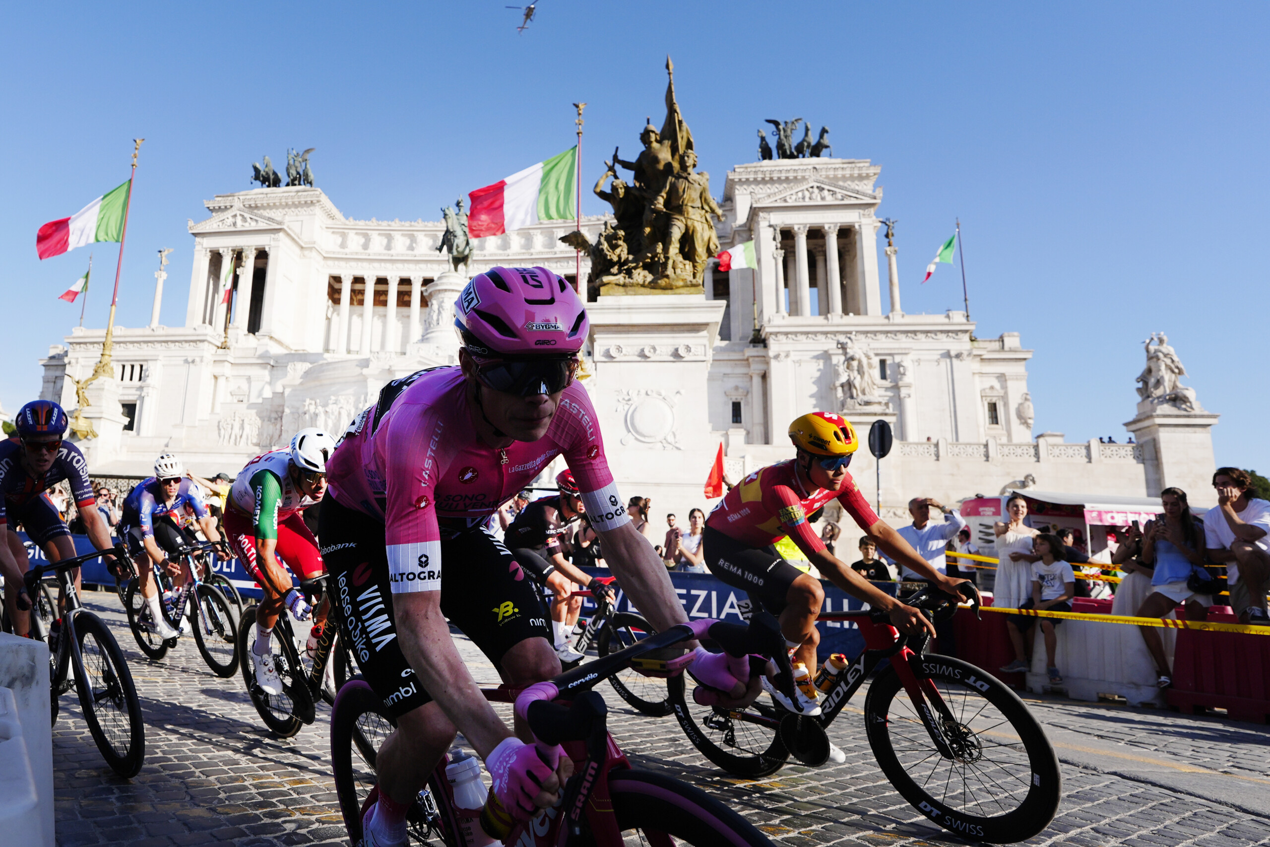 Giro d'Italia: Vingegaard Wins the 2026 Edition 1 giro ditalia vingegaard wins the 2026 edition scaled