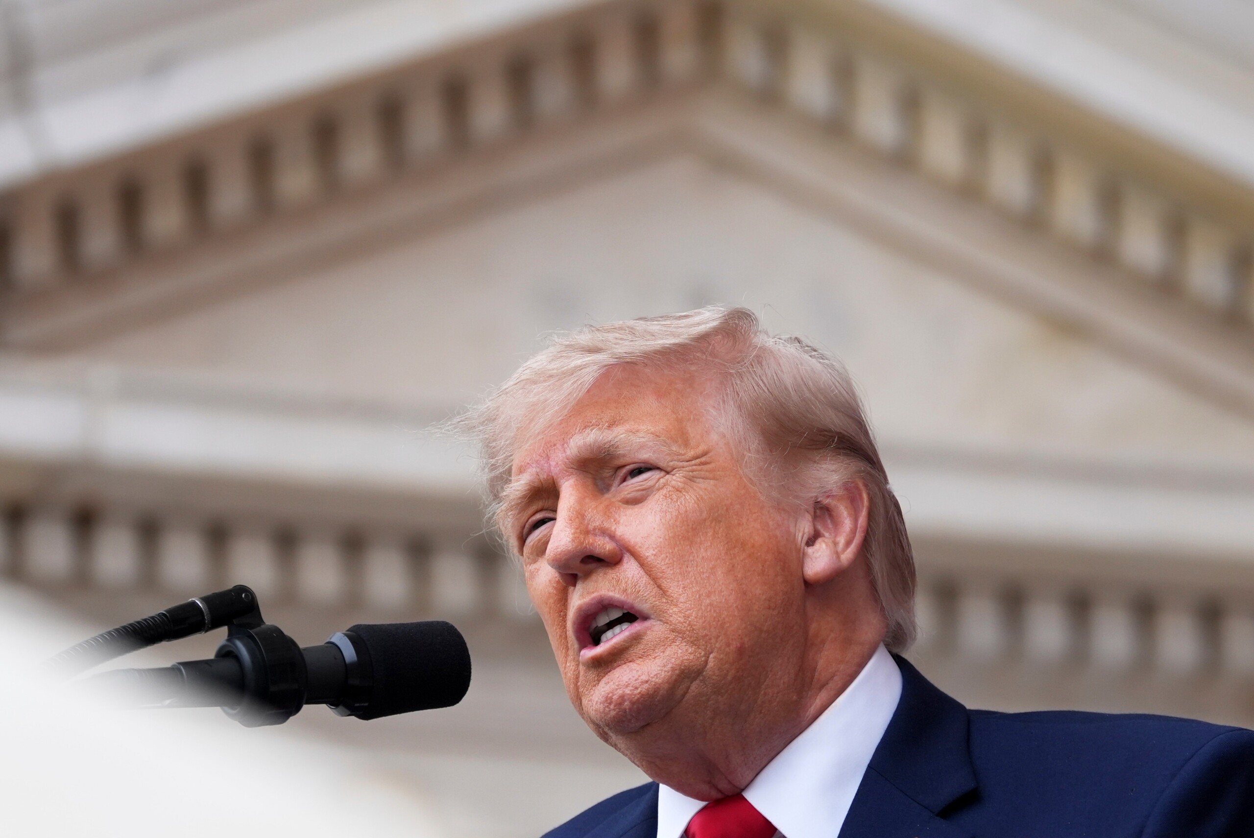 Iran, Trump: "A great deal or military action, but I prefer an agreement" 1 iran trump a great deal or military action but i prefer an agreement scaled