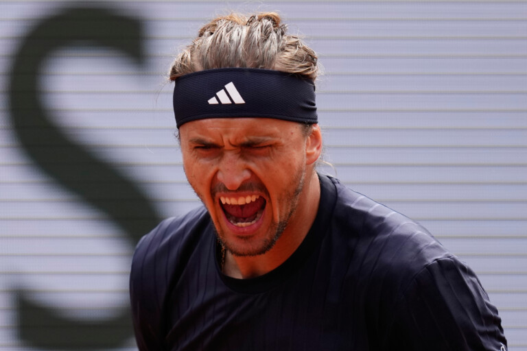 roland garros zverev first finalist beats mensik in four sets
