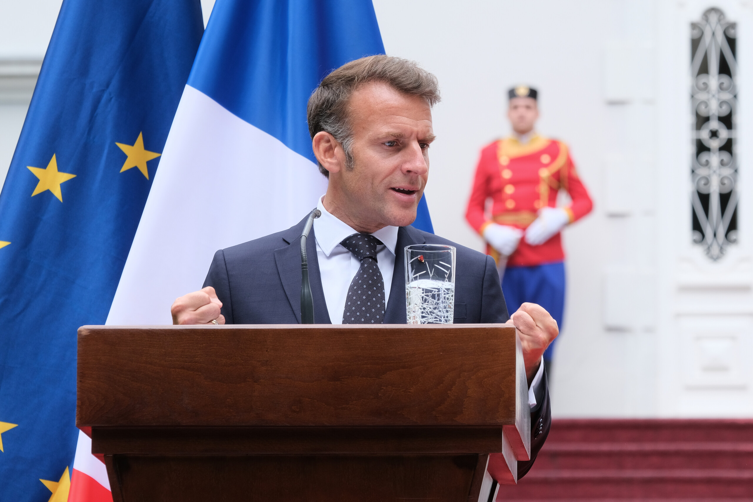 ukraine macron we are interested in direct dialogue with russia a good initiative scaled