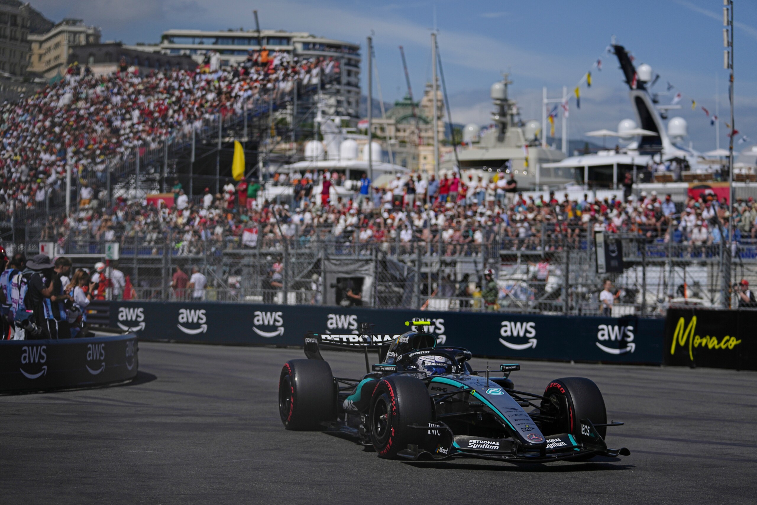 F1, Monaco GP: Kimi Antonelli on pole position. Ferrari on second row 1 f1 monaco gp kimi antonelli on pole position ferrari on second row scaled