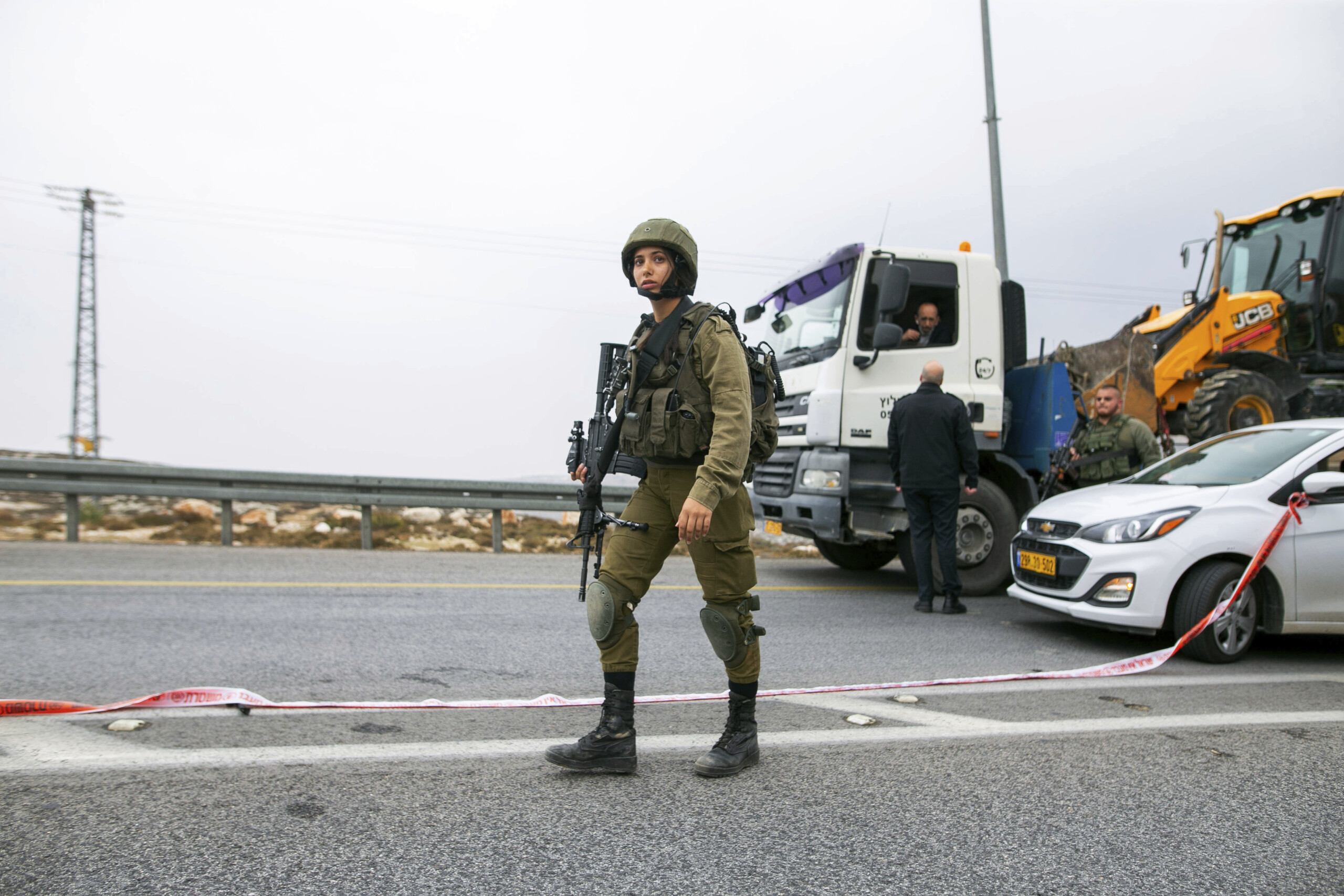 Israel: Shooting in Kochav Ya’ir, 1 dead and 6 injured, one suspect arrested 1 israel shooting in kochav yair 1 dead and 6 injured one suspect arrested scaled