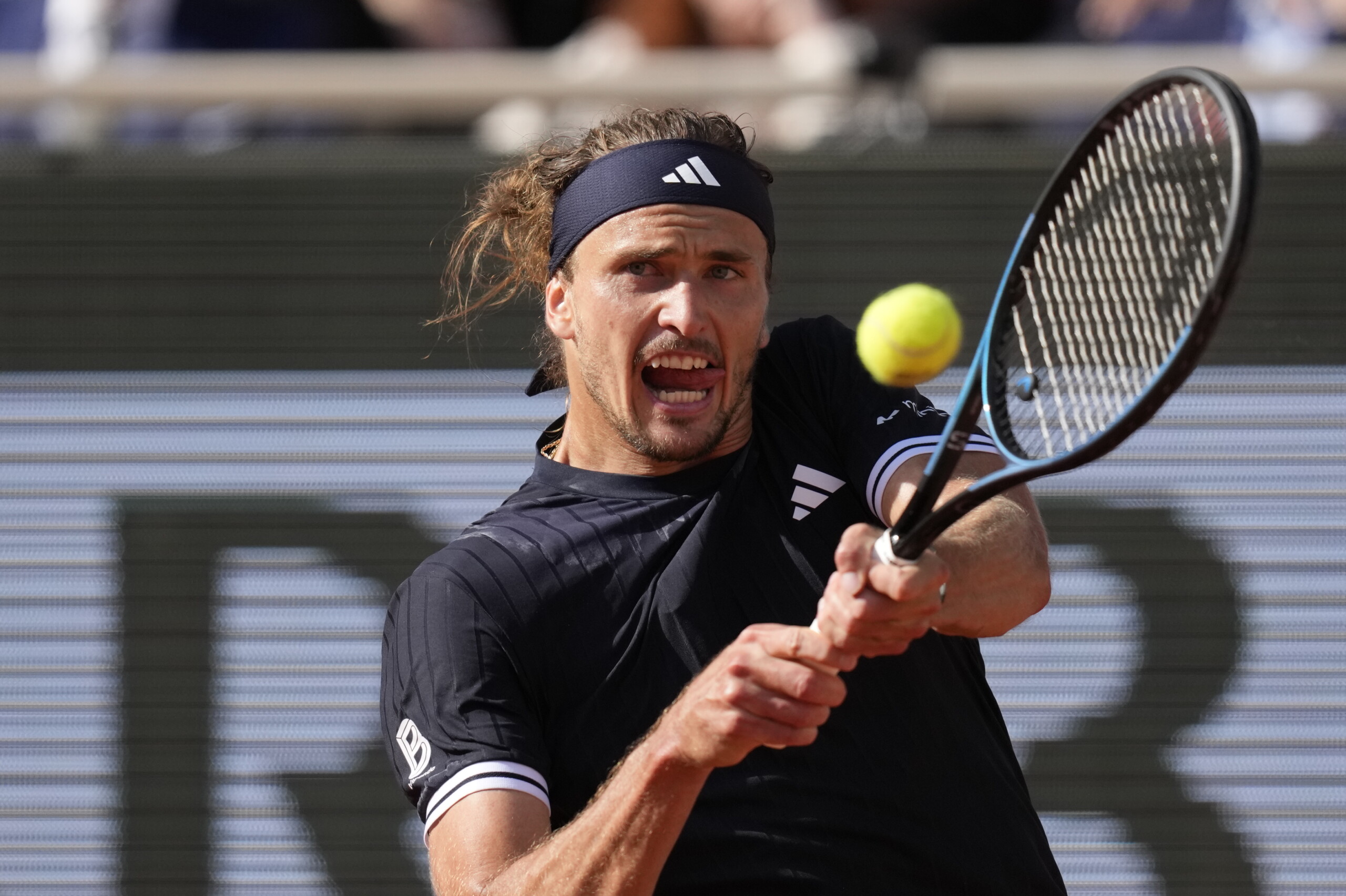 Roland Garros: Cobolli beaten in five sets, first Grand Slam title for Zverev 1 roland garros cobolli beaten in five sets first grand slam title for zverev scaled