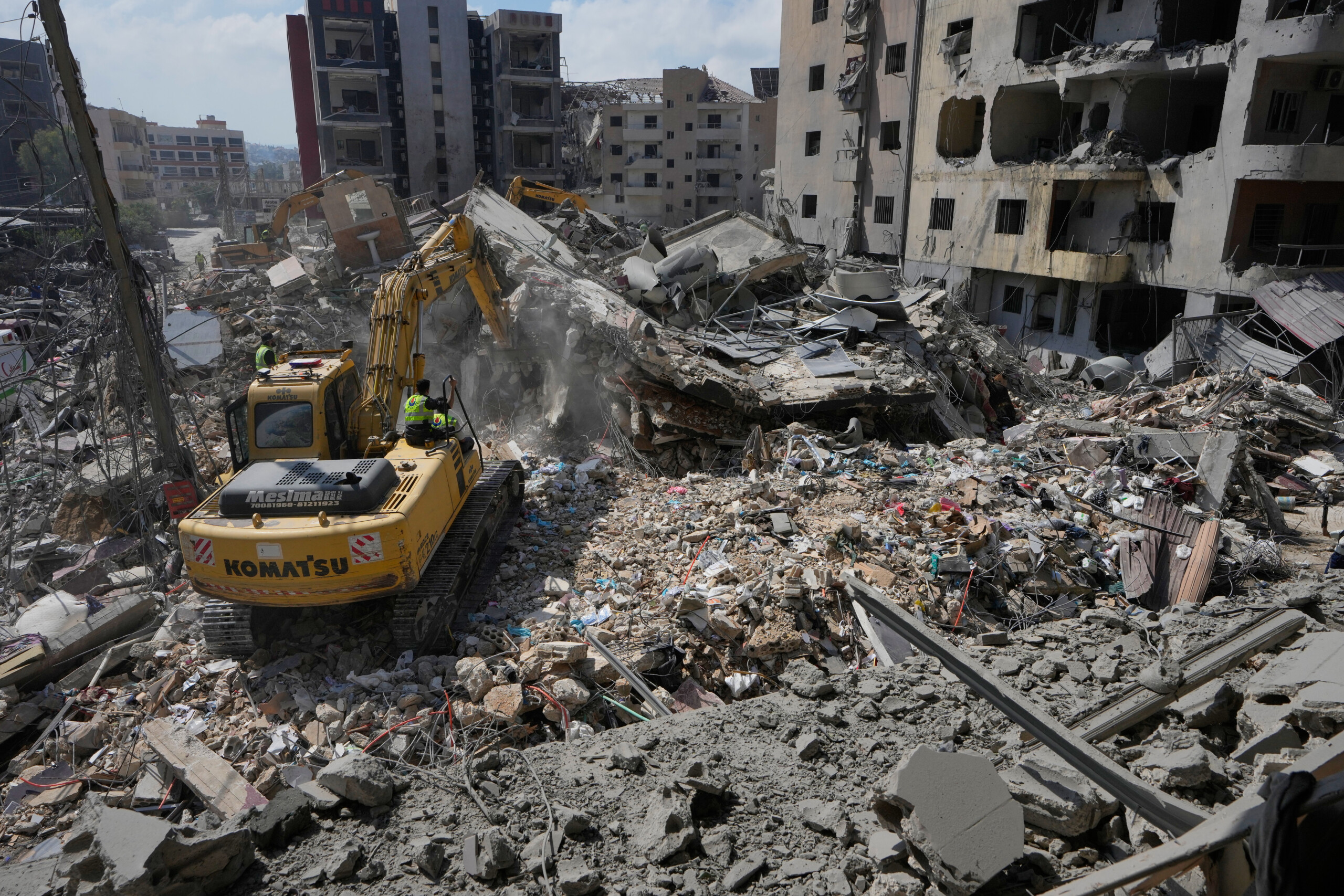 Lebanon: media reports of new Israeli attacks in the south, with Nabatieh and Tyre hit 1 lebanon media reports of new israeli attacks in the south with nabatieh and tyre hit scaled