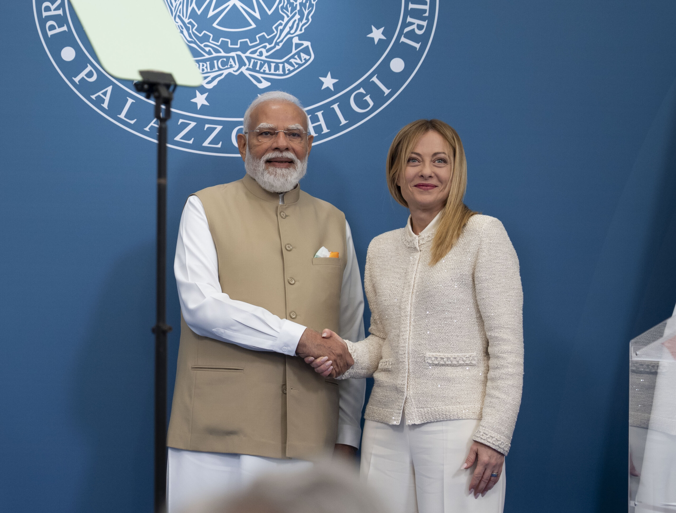 india meloni congratulations to modi the longest serving prime minister scaled