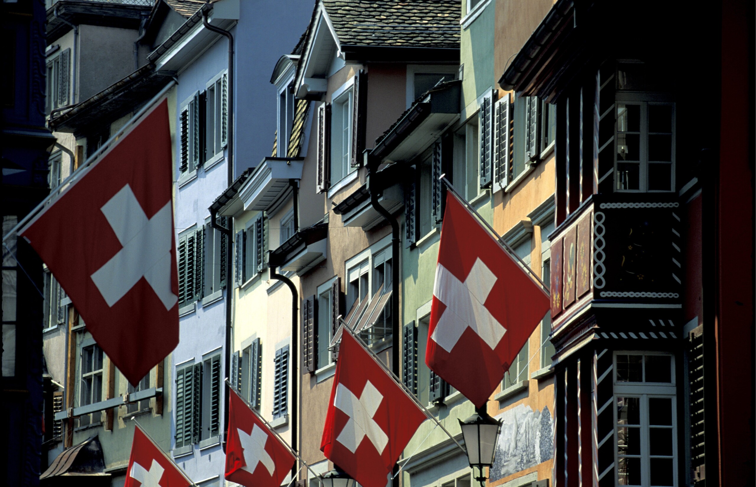 Switzerland, referendum on population cap: the ‘no’ vote wins with 54.8% 1 switzerland referendum on population cap the no vote wins with 54 8 scaled